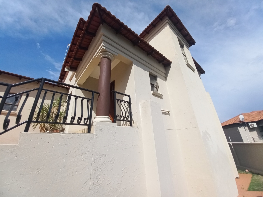 5 Bedroom Property for Sale in Cashan North West